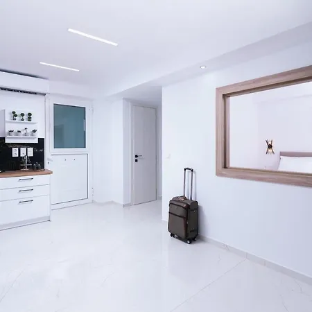 Dream On Apartment Kalamaki  Exterior photo